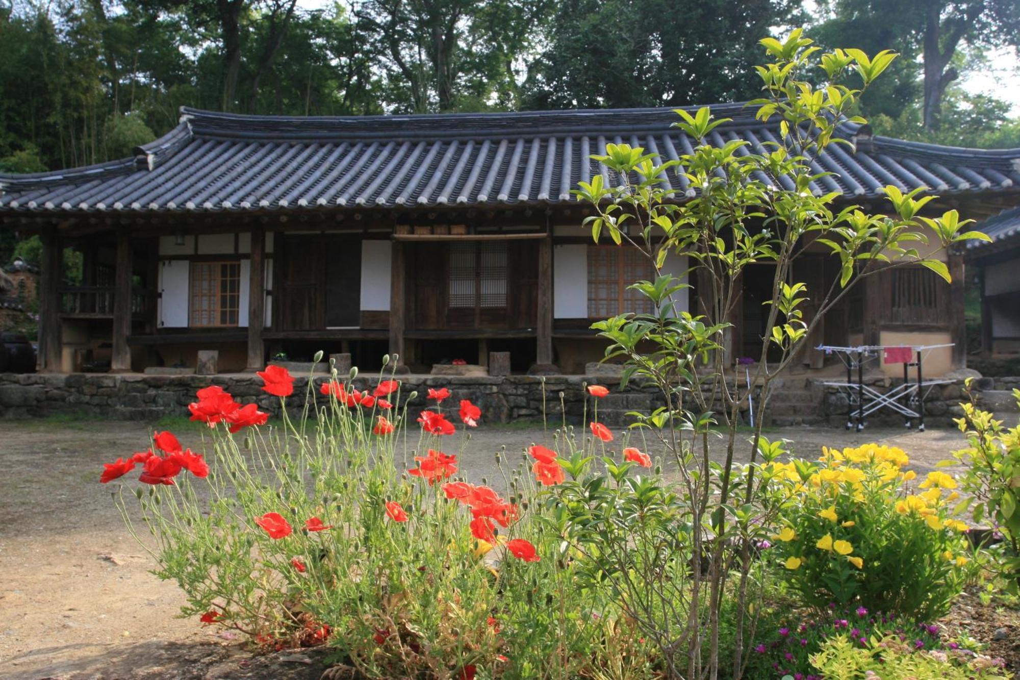 Jinrae Lee'S Traditional House Boseong Exterior foto