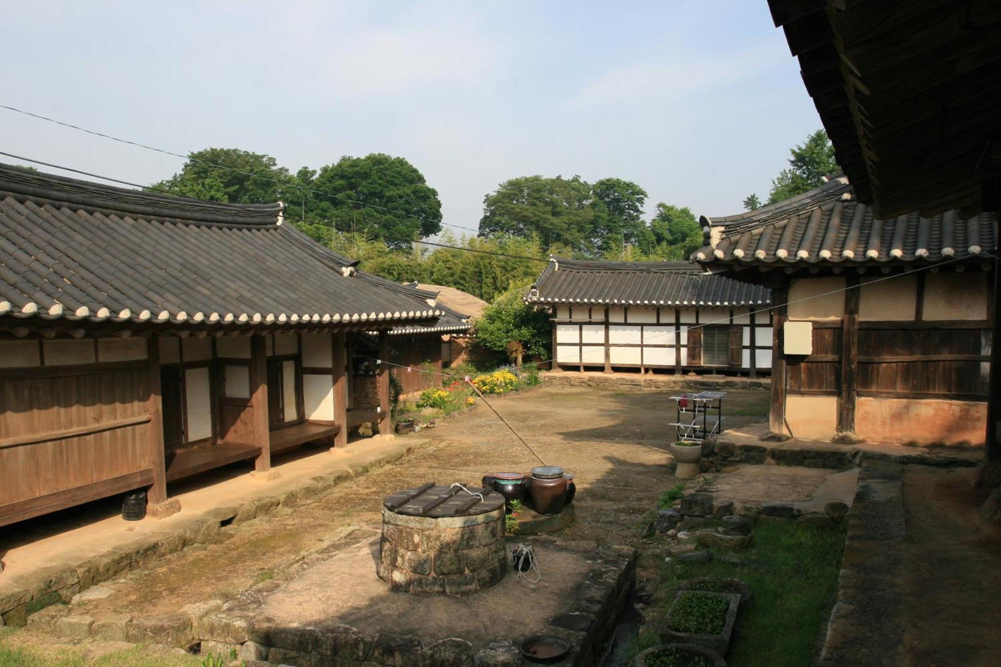 Jinrae Lee'S Traditional House Boseong Exterior foto
