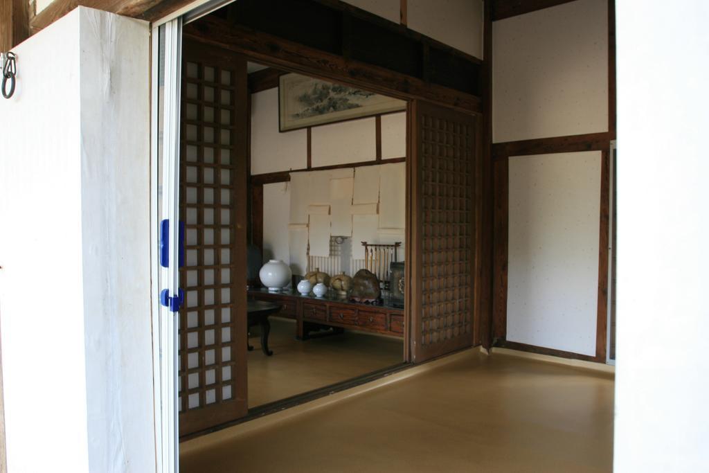Jinrae Lee'S Traditional House Boseong Exterior foto