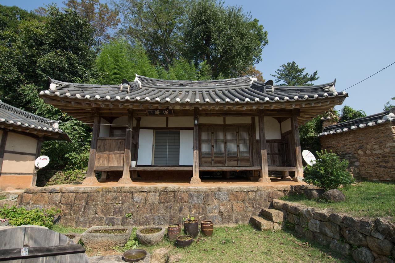 Jinrae Lee'S Traditional House Boseong Exterior foto