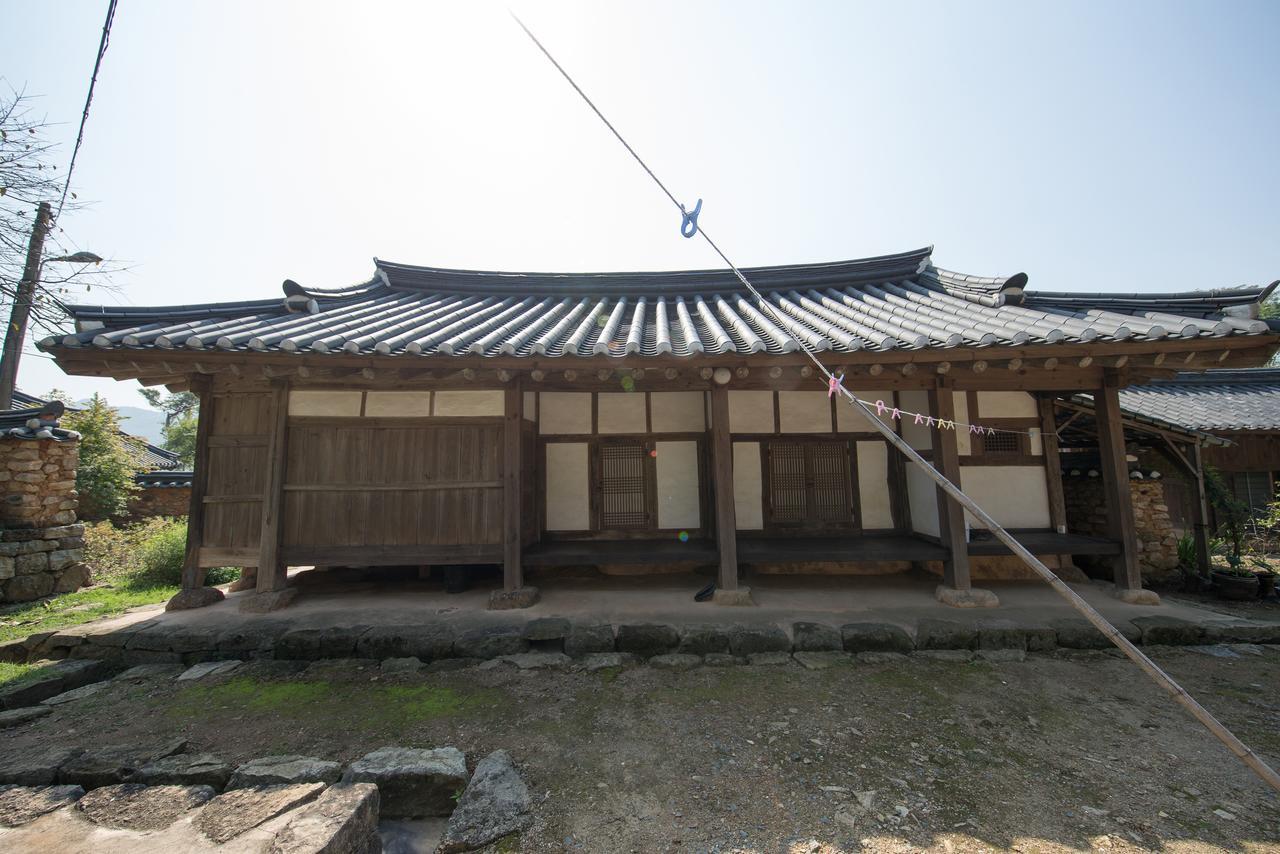 Jinrae Lee'S Traditional House Boseong Exterior foto